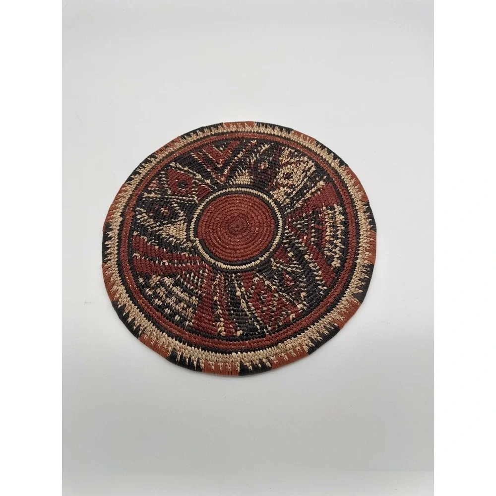 Vtg Handwoven Straw Wall Basket Décor Round Boho Ethnic‎ Rustic